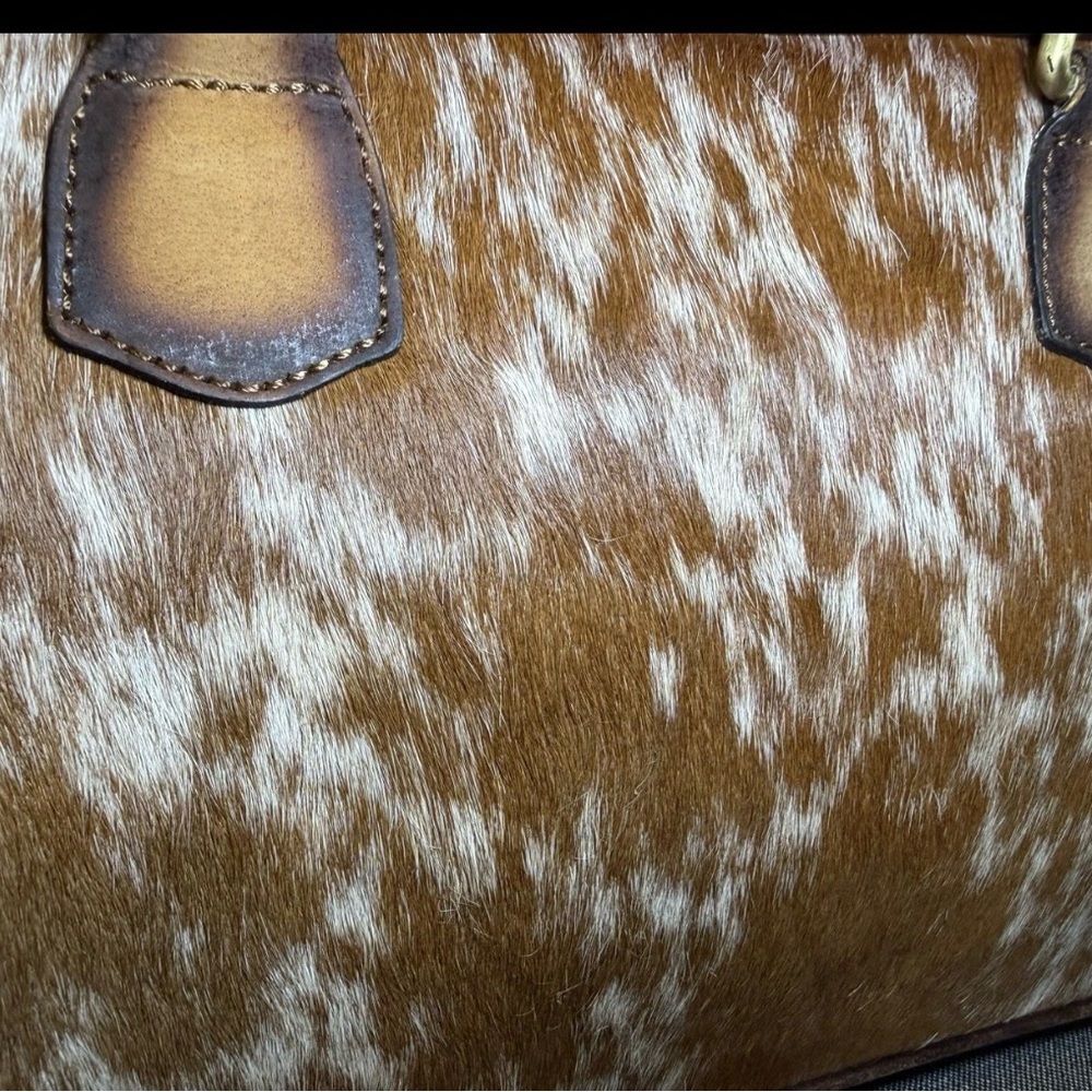 Elegant Brown and Tan Tote Bag - Picture 7 of 9
